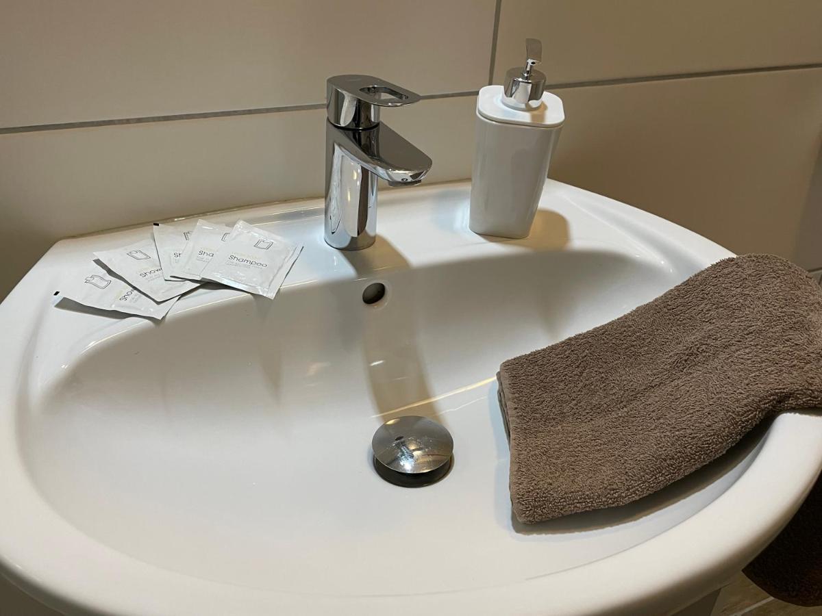 Hotel Kolossos Duesseldorf - Neuss Εξωτερικό φωτογραφία